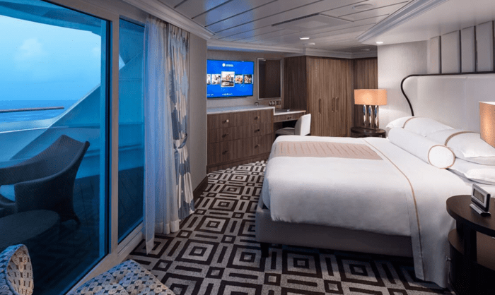 Azamara Club Cruises Azamara Pursuit Accommodation Owner's Suite 1.png